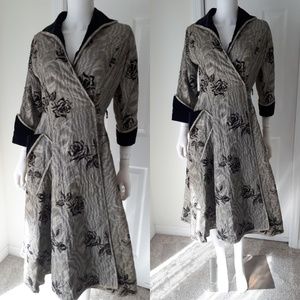 Vintage 1950's Black Rose Hostess Gown Robe